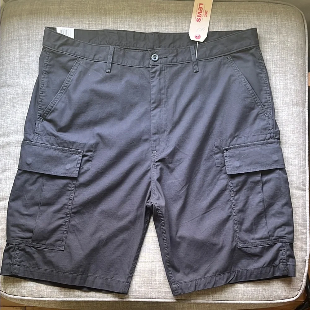 Levi's Black Carrier Cargo Shorts NWT 38